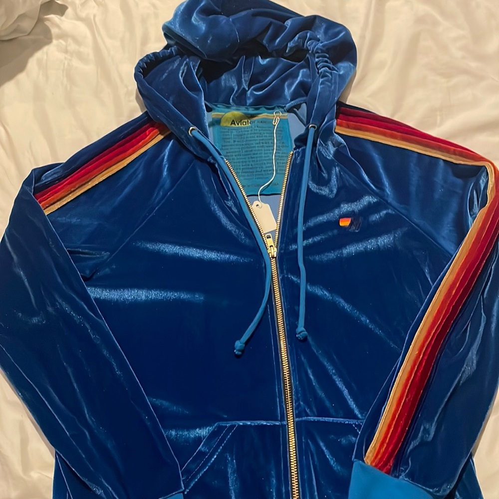 AVAITOR NATION BRAND NEW NEVER WORN VELOUR ZIP UP